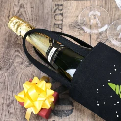 Flaschentasche mit Weihnachtsbaummotiv und Ihrem Wunschnamen bedruckt