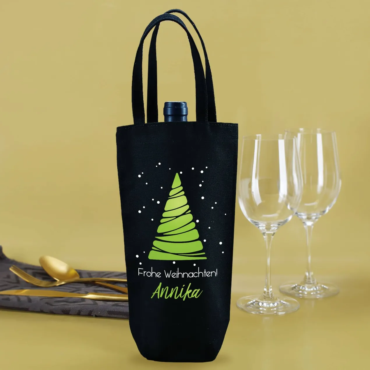 Flaschentasche mit Weihnachtsbaummotiv und Ihrem Wunschnamen bedruckt
