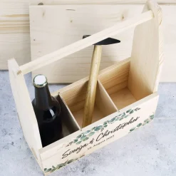 Flaschenträger aus Holz – Hochzeitsgeschenk mit Eukalyptus-Motiv