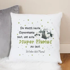 Flauschiges Kissen 'Super Mama' mit Panda Motiv & Wunschtext | Kuschelkissen als Muttertagsgeschenk