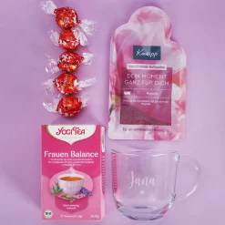 Floraler Geschenkkorb zum Muttertag oder Geburtstag mit verschiedenen Füllungen