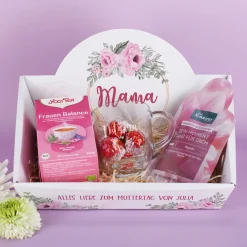 Floraler Geschenkkorb zum Muttertag oder Geburtstag mit verschiedenen Füllungen