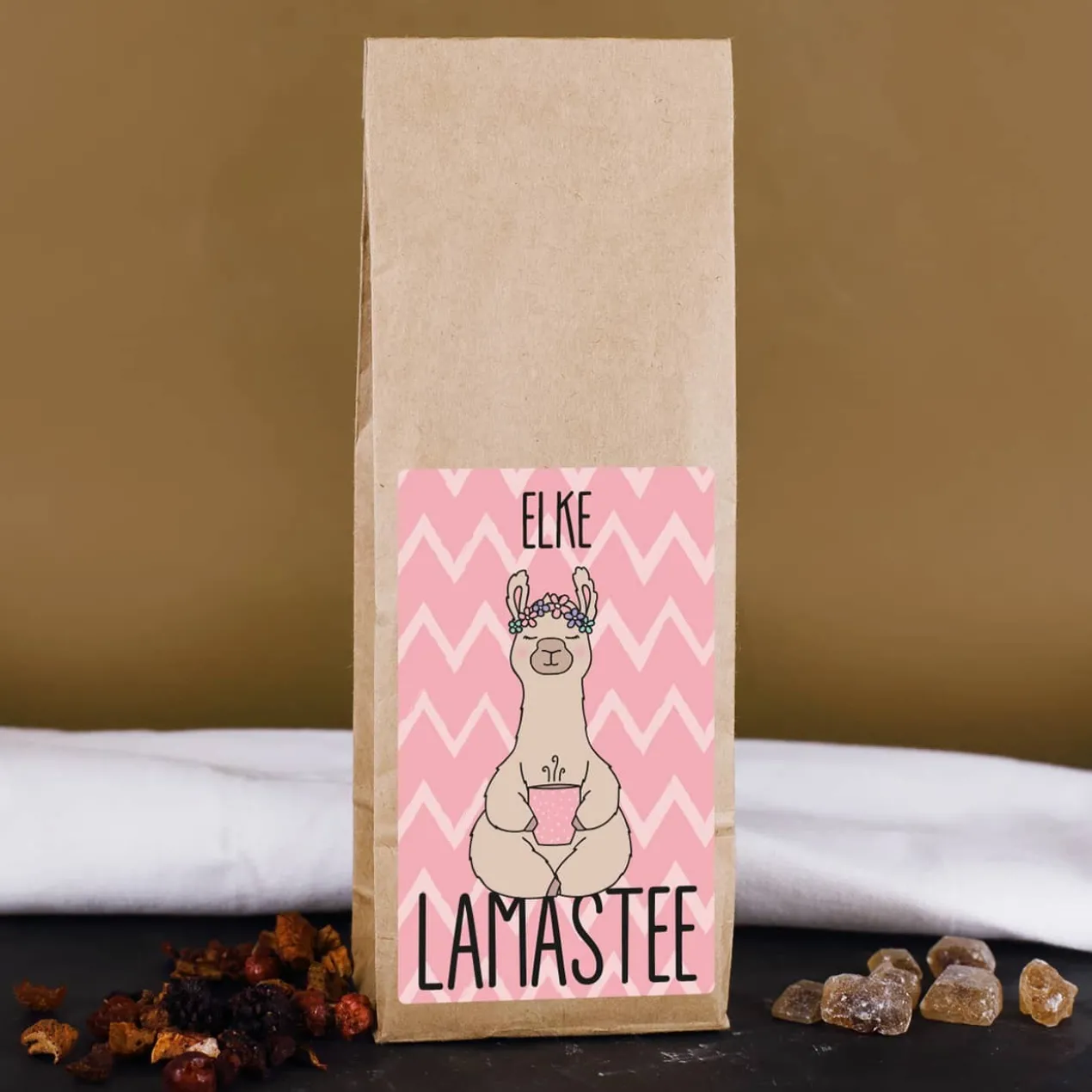 Früchtetee mit niedlichem Lama und Ihrem Namen