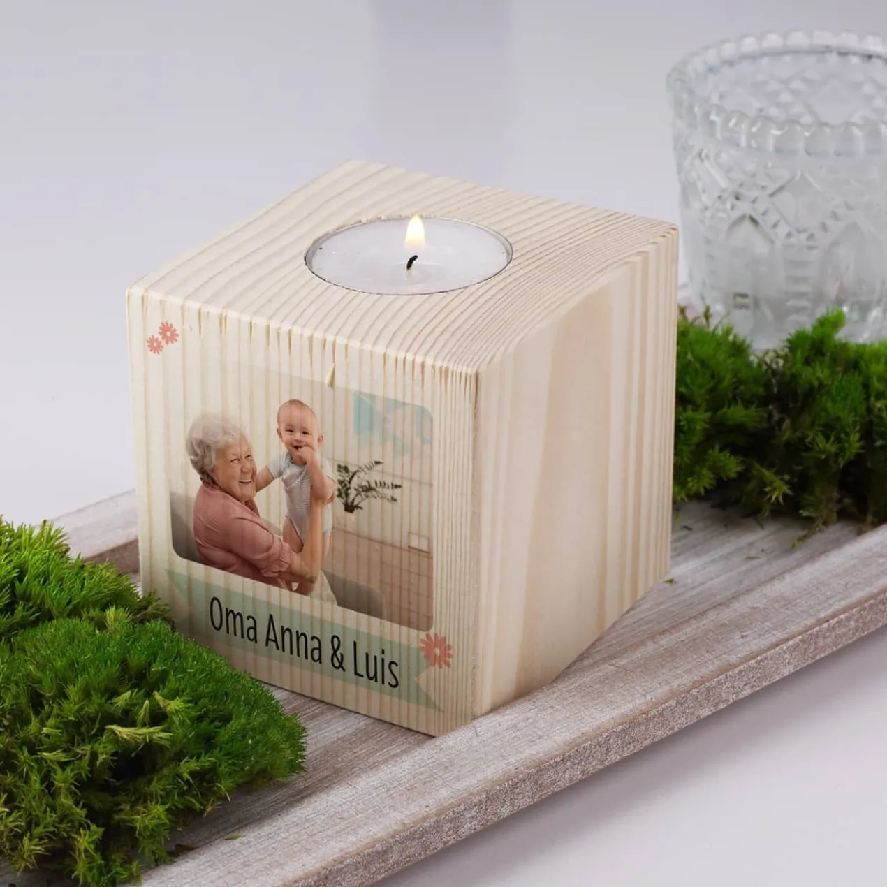 Frühlingshaftes Teelicht mit Ihrem Foto und Wunschtext