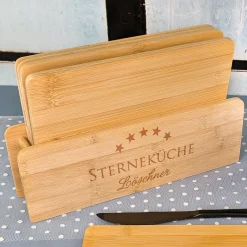 Frühstücksbrettchen-Set aus Bambus mit Ständer personalisiert mit Name | STERNEKÜCHE-Motiv