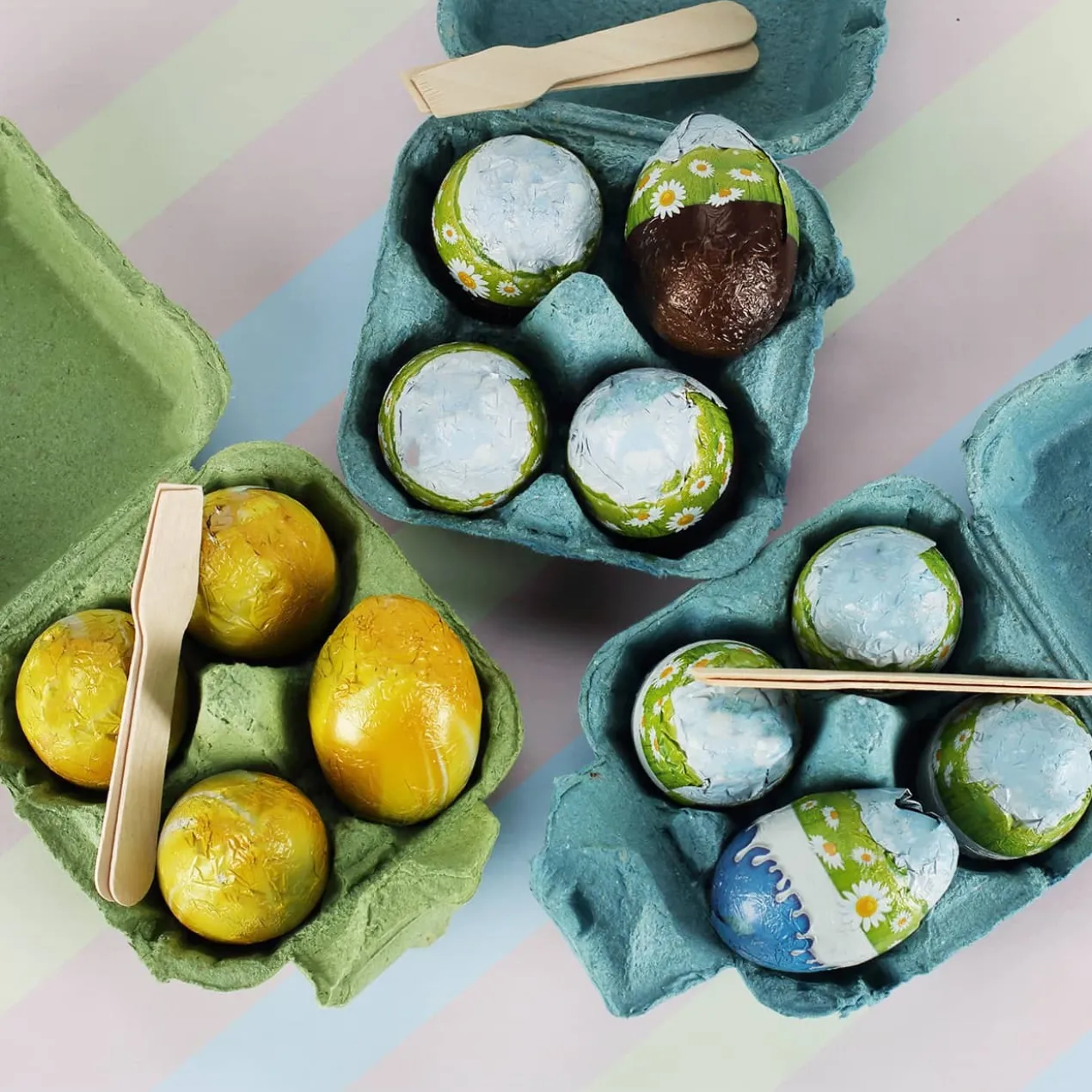 Frohe Ostern - Schokoeier im personalisierten Eierkarton | 4 Löffeleier
