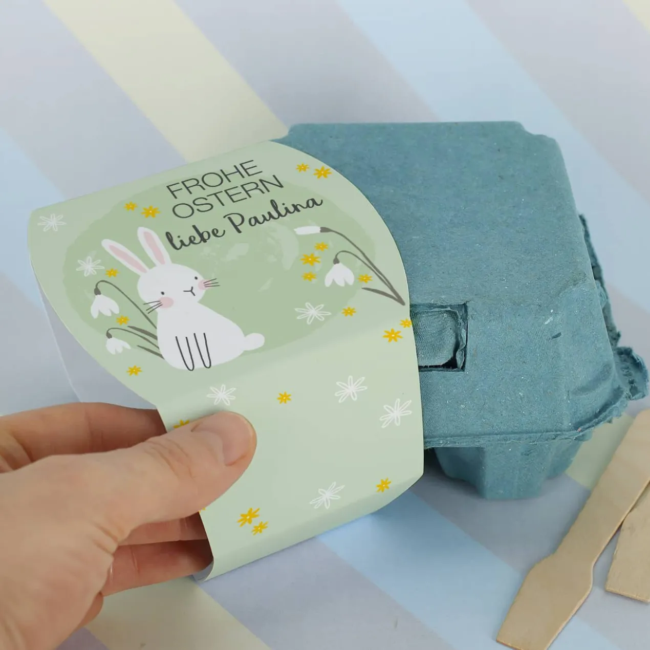 Frohe Ostern - Schokoeier im personalisierten Eierkarton | 4 Löffeleier