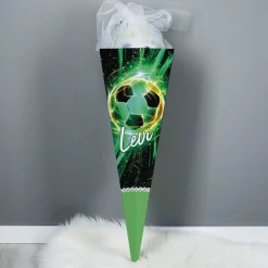 Fußball-Schultüte mit Name und weißem Tüllverschluss