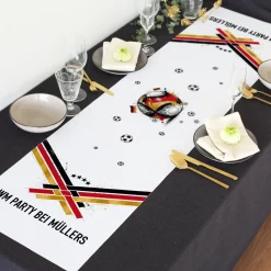 Fußball Tischläufer personalisiert mit Wunschtext | Deutschland Tisch Deko für WM, EM & Public Viewing