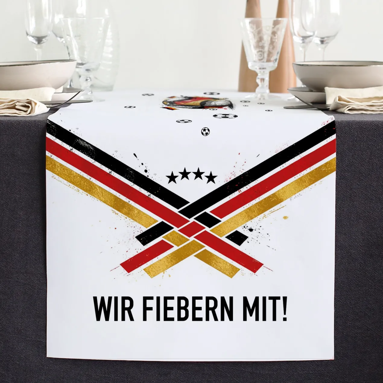 Fußball Tischläufer personalisiert mit Wunschtext | Deutschland Tisch Deko für WM, EM & Public Viewing