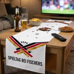 Fußball Tischläufer personalisiert mit Wunschtext | Deutschland Tisch Deko für WM, EM & Public Viewing