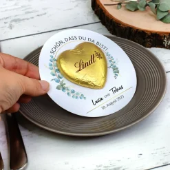 Gastgeschenk - Eukalyptus - mit Lindt Schokoherz auf bedruckter Karte