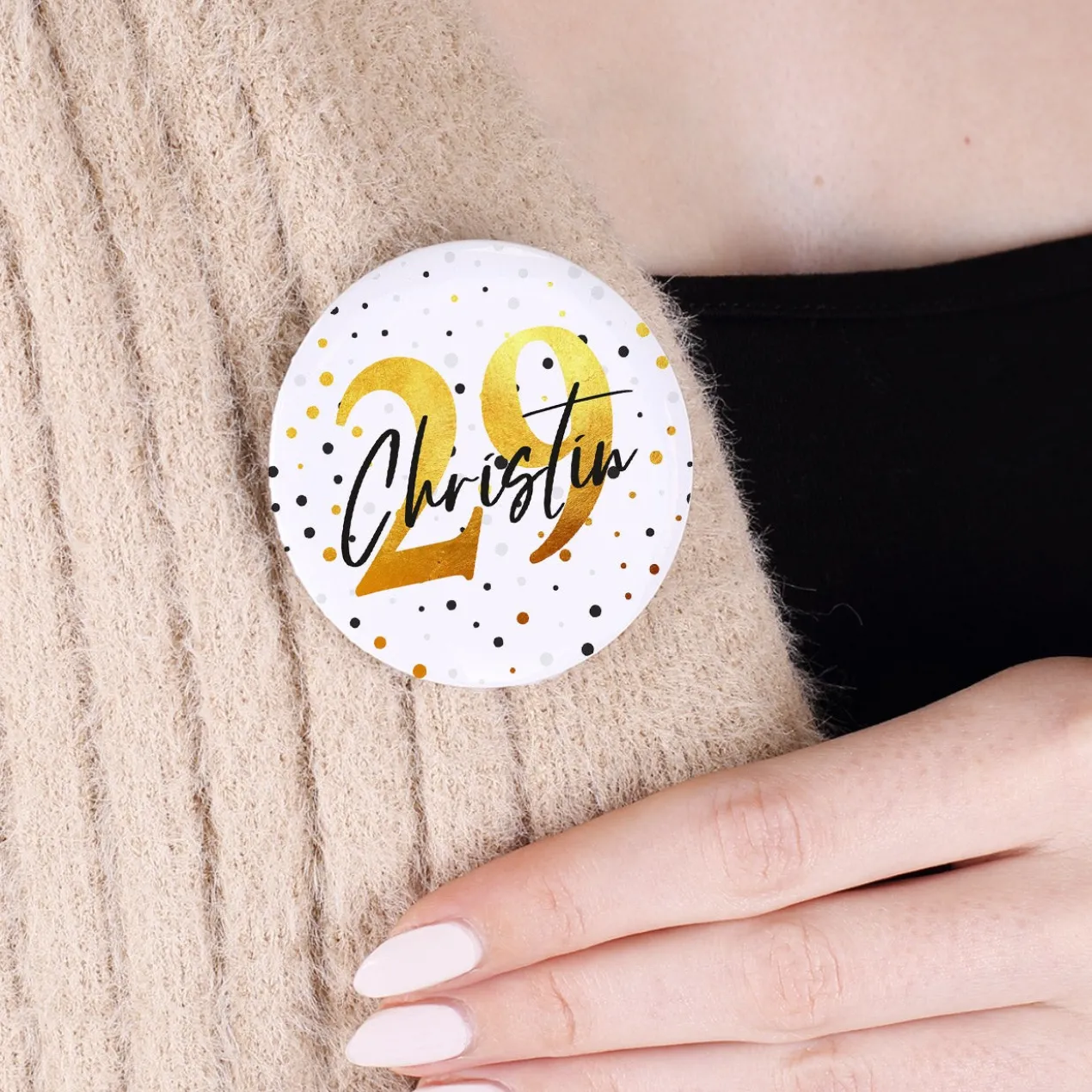 Geburtstagsbutton mit Name und Alter