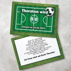 Geburtstagseinladung mit Fußballfeld und Ihren Wunschtexten