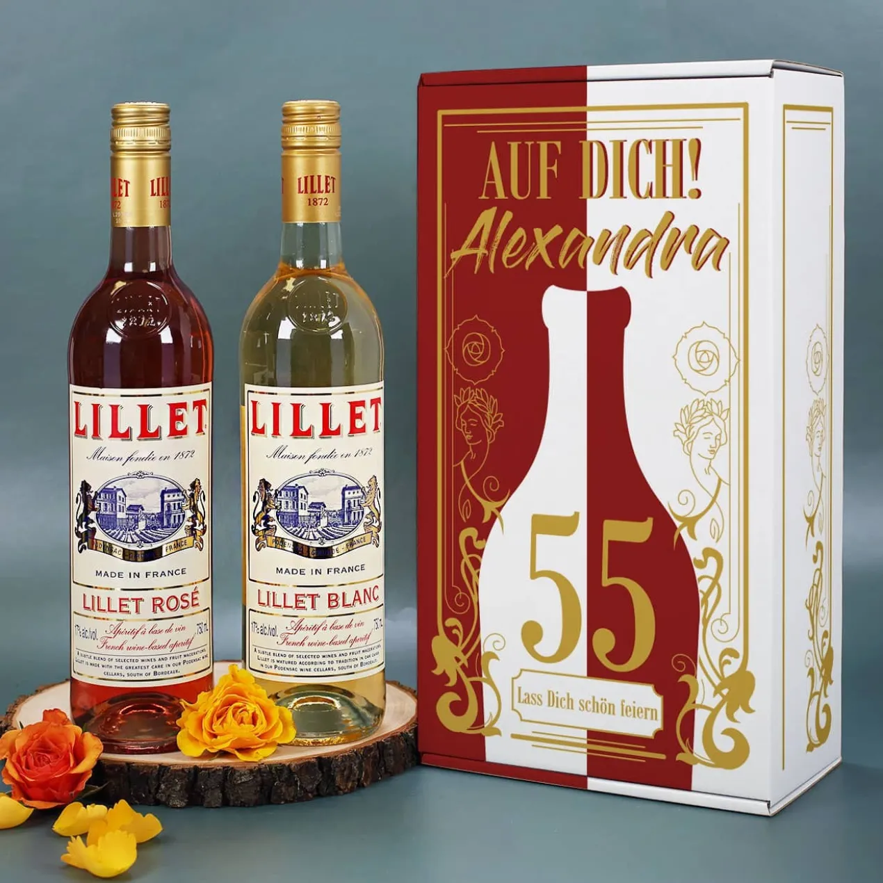 Geburtstagspräsent mit zwei Flaschen Lillet und einer persönlichen Geschenkverpackung