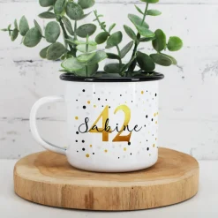 Geburtstagstasse aus Emaille mit Alter und Name bedruckt