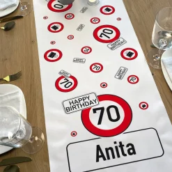 Geburtstags-Tischläufer mit Verkehrszeichen, Alter & Name - in zwei Längen
