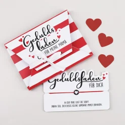 Geduldsfaden-Armband zum Muttertag in personalisierter Geschenkbox