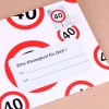 Geldumschlag mit Verkehrszeichen zum 40. Geburtstag
