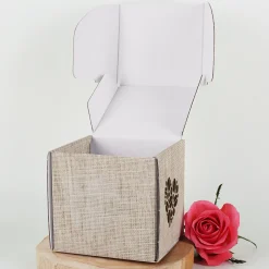 Geschenkbox für Kaffeetassen personalisiert mit eigenem Text | Kaffee-Herz
