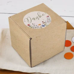 Geschenkbox für Tassen und andere Kleinigkeiten | Danke-Motiv mit Blumen im Kraftpapierlook