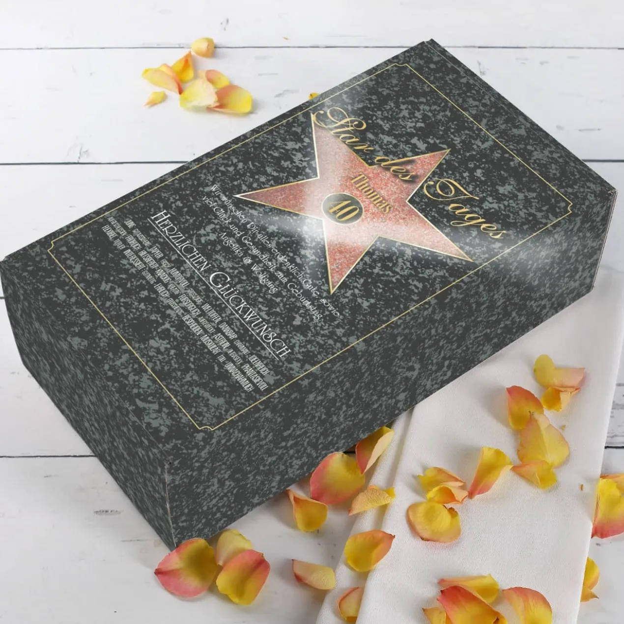 Geschenkbox zum Geburtstag für den Star des Tages
