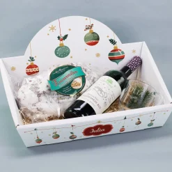 Geschenkkorb - Christbaumkugeln - mit Glühwein, Stollen und graviertem Glas