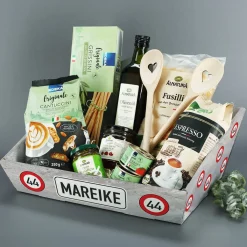 Geschenkkorb zum Geburtstag - Verkehrszeichen - mit verschiedenen Füllungen