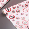 Geschenkpapier zum 40. Geburtstag im Verkehrszeichen-Look