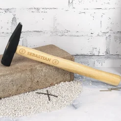 Geschenkset für Handwerker mit Hammer, Zollstock, Bleistift und persönlicher Verpackung