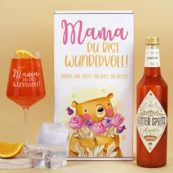 Geschenkset 'Mamabär' zum Muttertag mit Glas & Aperitif nach Wahl - personalisiert