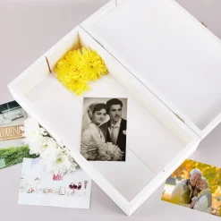 Geschenkset zur goldenen Hochzeit mit zwei gravierten Sektgläsern