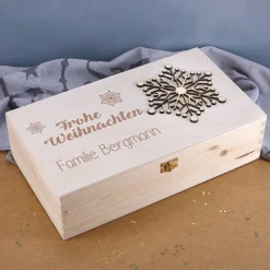 Geschenkverpackung mit Schneeflocke - Frohe Weihnachten