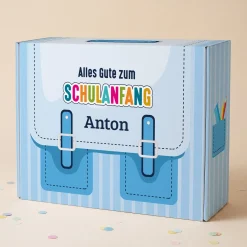 Geschenkverpackung zur Einschulung personalisiert mit Name | Schulranzen Design