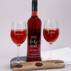 Give us Baby one more wine - personalisiertes Weinset mit Gravur
