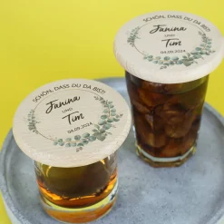 Glasabdeckung als Gastgeschenk zur Hochzeit - Eukalyptus - mit Namen und Datum