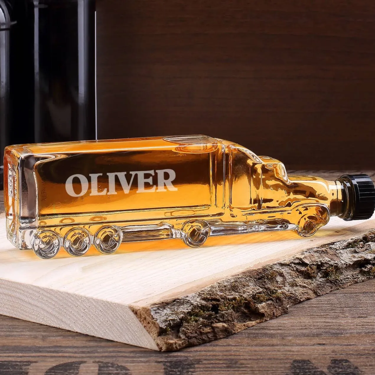 Glasflasche Truck mit Namensgravur