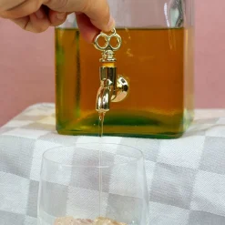 Glas Getränkespender mit Zapfhahn | 2L Spender für Limonade, Whisky & Wein mit Initiale und Name