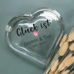 Glück ist... Herzdose aus Glas mit Ihrem Wunschtext bedruckt