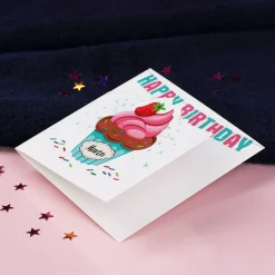 Glückwunschkarte mit Cupcake und Name - Happy Birthday