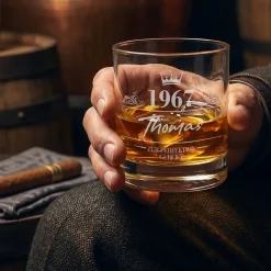 Glenfiddich Whisky Geschenkset personalisiert mit 2 Gläsern & Holzkiste | Geschenk zum Geburtstag
