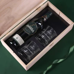 Glenfiddich Whisky Geschenkset personalisiert mit 2 Gläsern & Holzkiste | Geschenk zum Geburtstag