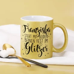 Glitzertasse mit Ihrem Wunschnamen und coolem Spruch