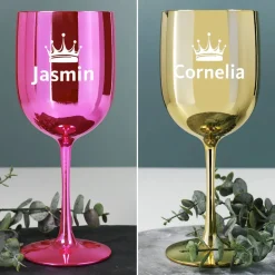 Glänzender Weinkelch in pink oder gold mit Krone und Wunschname