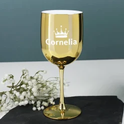 Glänzender Weinkelch in pink oder gold mit Krone und Wunschname