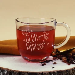 Gravierte Glühweintasse aus Glas mit lustigem Spruch | 280 ml | Varianten für Männer & Frauen