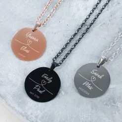 Gravierte Halskette mit Herz, Namen und Datum - in Silber, Schwarz oder Roségold