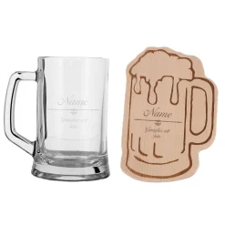 Gravierter Bierkrug aus Glas mit persönlichem Holzbrettchen - Genießer seit