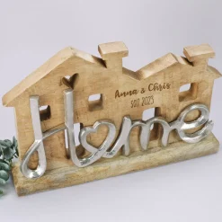Graviertes Haus aus Mangoholz mit Ihren Wunschtexten
