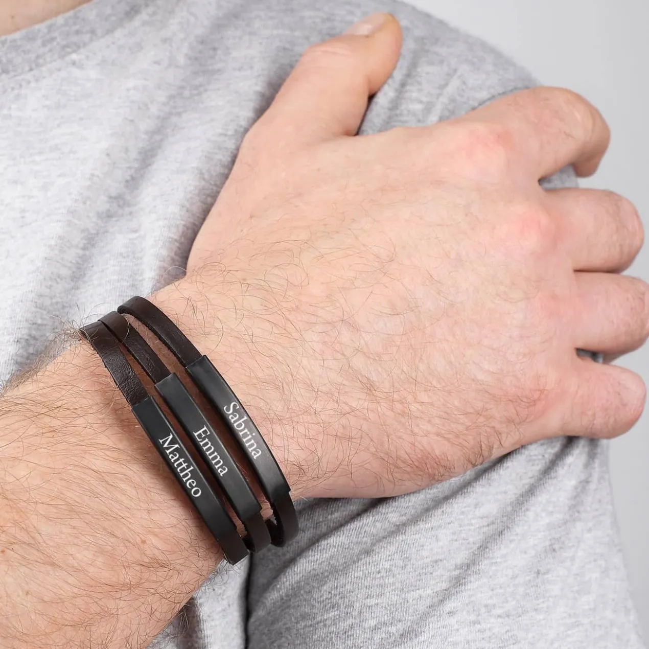 Graviertes Männer Armband mit 3 Wunschtexten